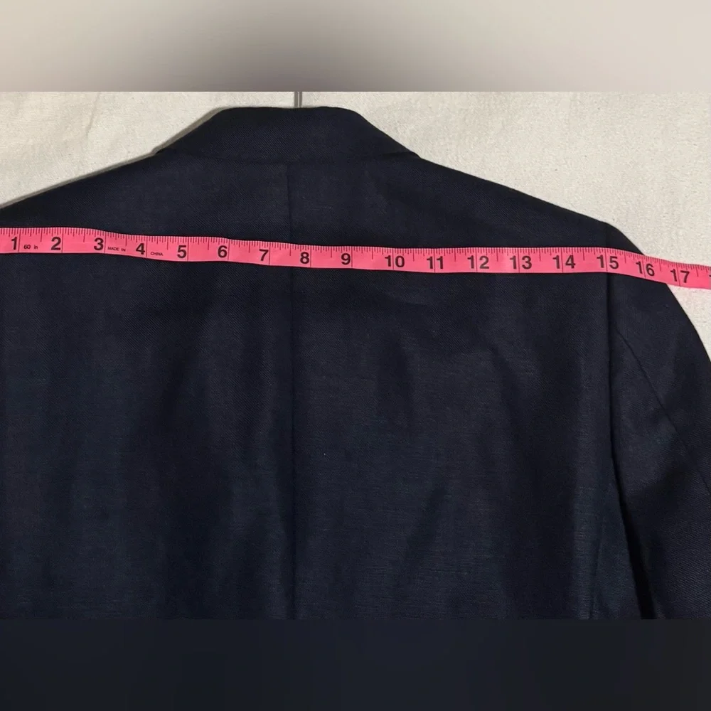 J. Crew Men’s Navy Blue Blazer, Size 4. 100% Linen. NWOT